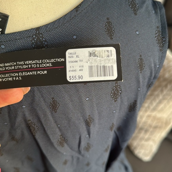 NWT Maternity sleeveless top with tie string Stork & Babe - Picture 5 of 6